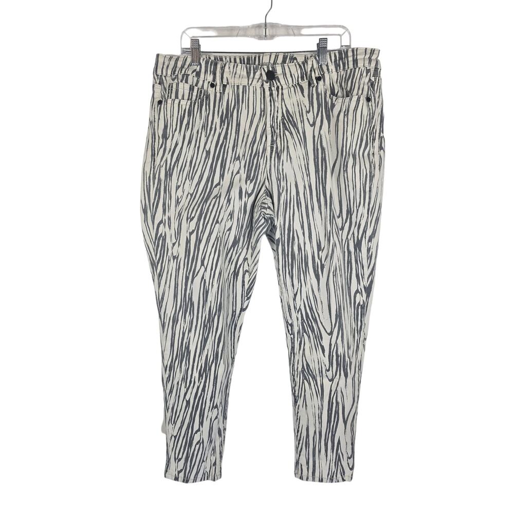 Lane Bryant Super Stretch Ankle Animal Print White Gray Women's Pants 18